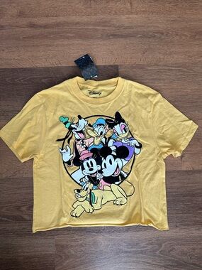 NWT Disney Yellow Juniors XS Cropped Classic Mickey & Friends Graphic Tee